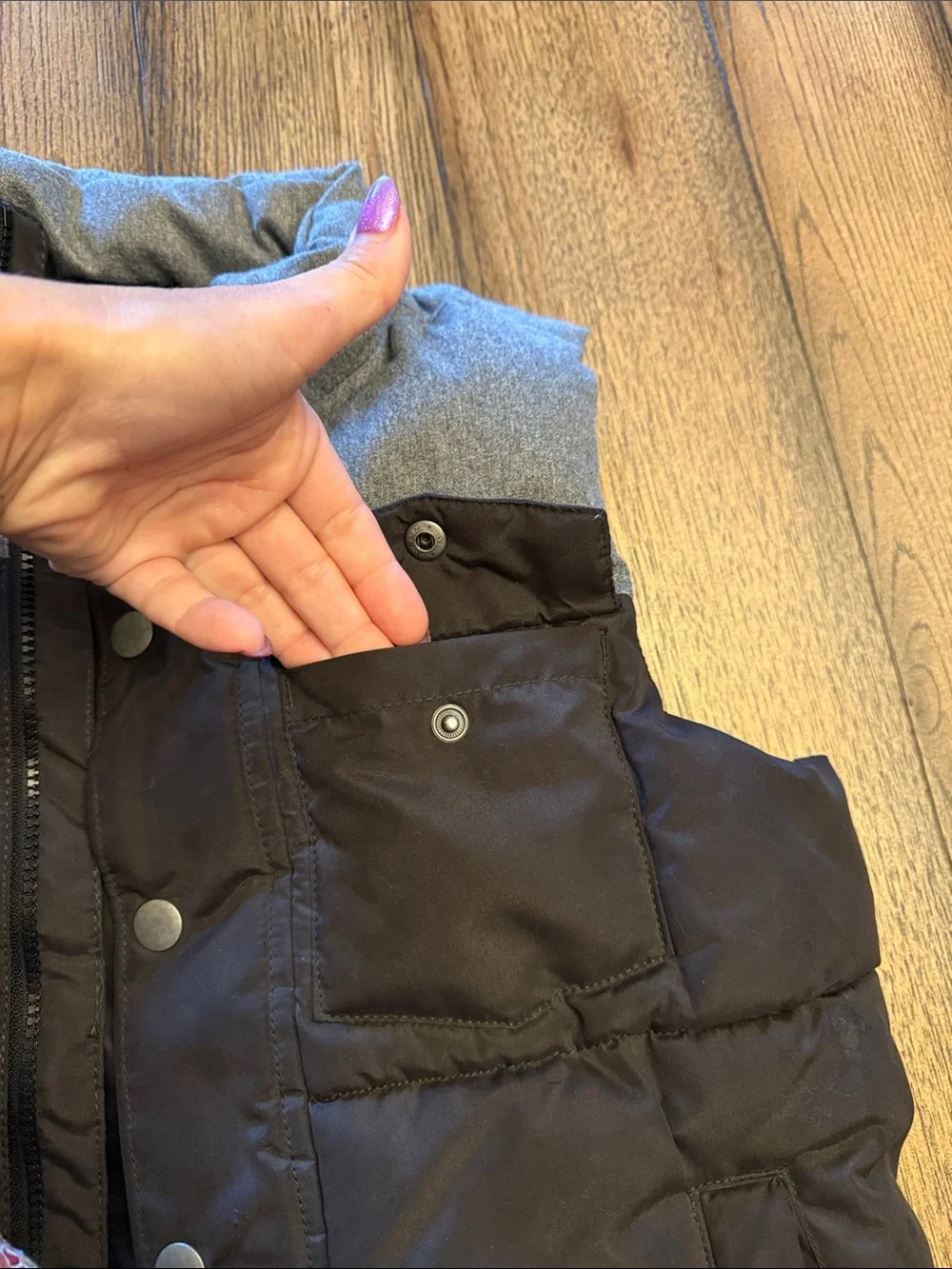 Old Navy Black and Light Gray Puffer Vest for Kids